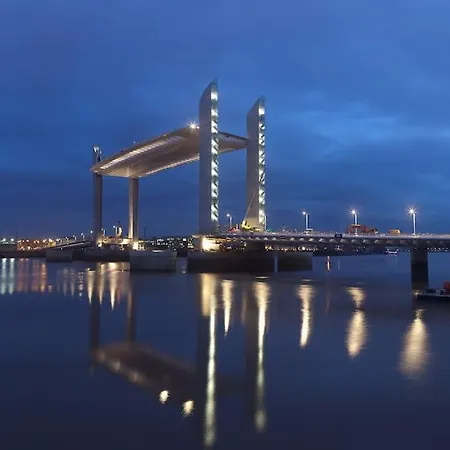 Bordeaux Meuble Tourisme Classe 3 Etoiles * ブルージュ
